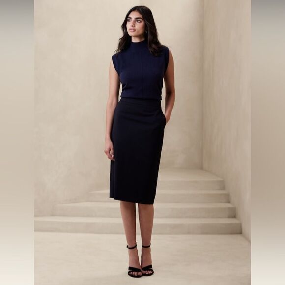 NWT! Banana Republic Navy Siena Wool Pencil Skirt - Multiple Sizes🦩 - Picture 2 of 7